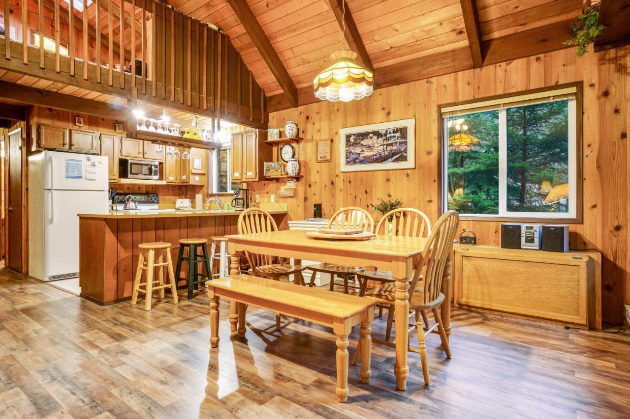 The Chalet On Lopez Islandale 객실 사진