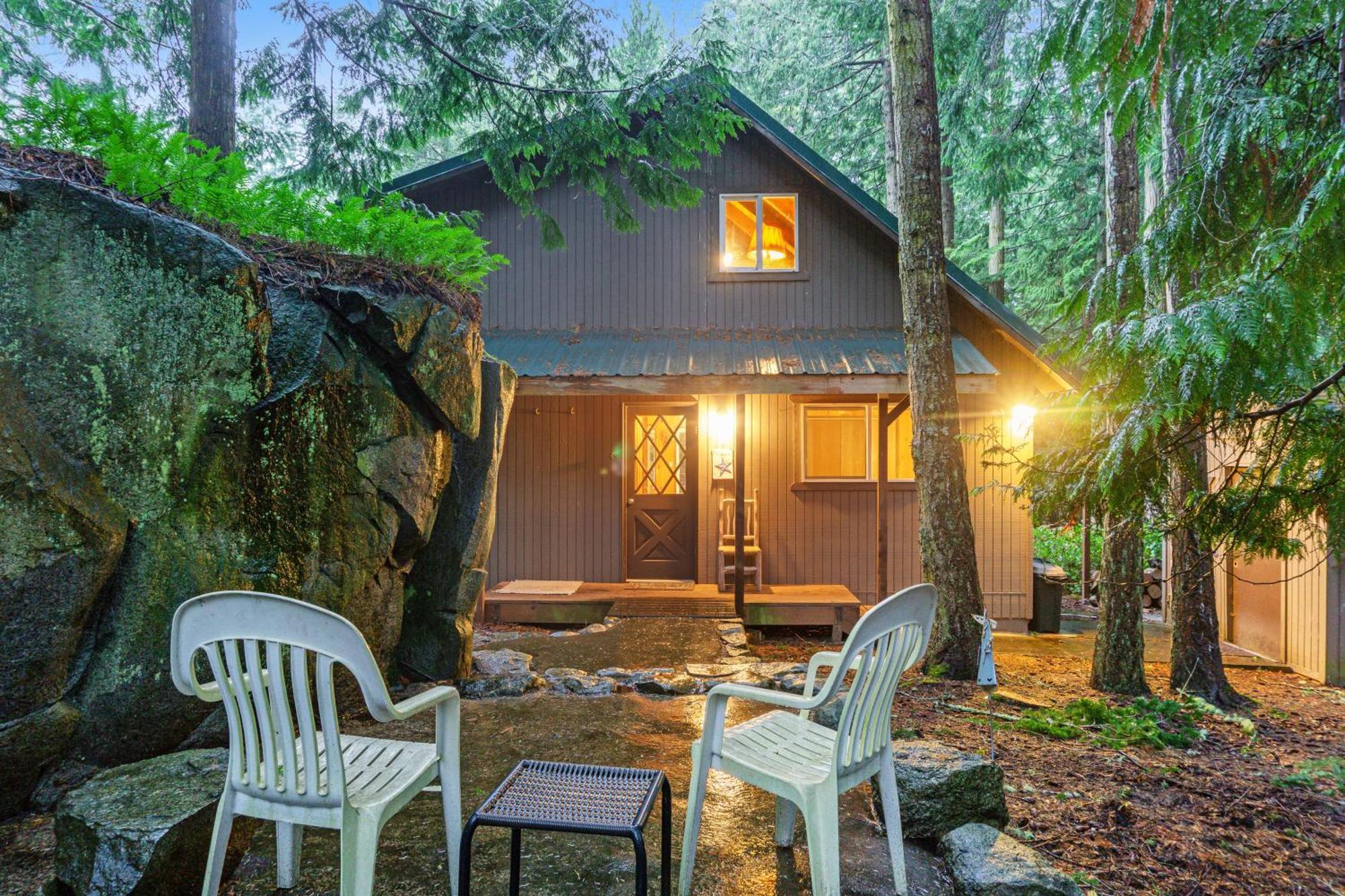 The Chalet On Lopez Islandale 객실 사진